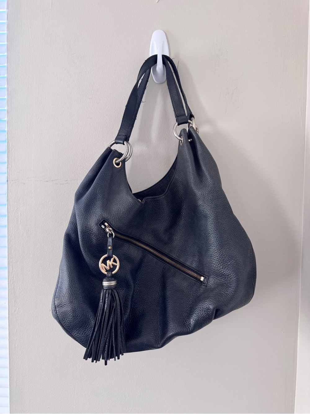 Michael Kors Alexis Large Hobo Bag Black Pebbled Leather Tassel Purse Charm